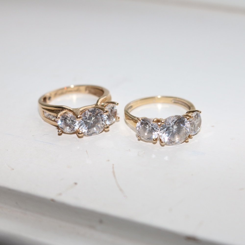 Gold ring set - Picture 2 of 2